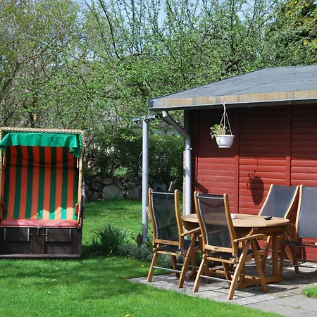 Lindenhof Garni Hotel 3*