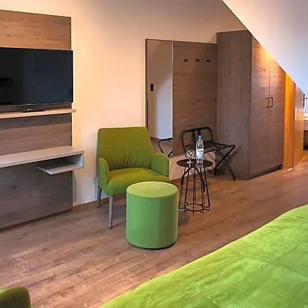 Lindenhof Garni 3*