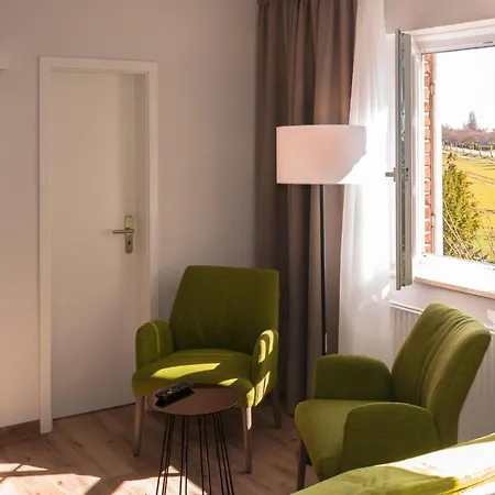 Lindenhof Garni 3*